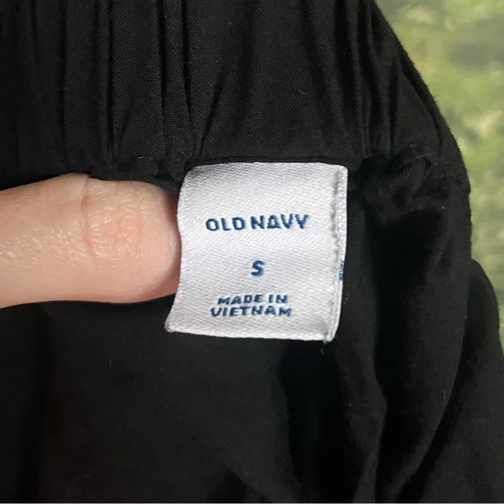 Old Navy Black A-Line Button Skirt - Picture 4 of 4